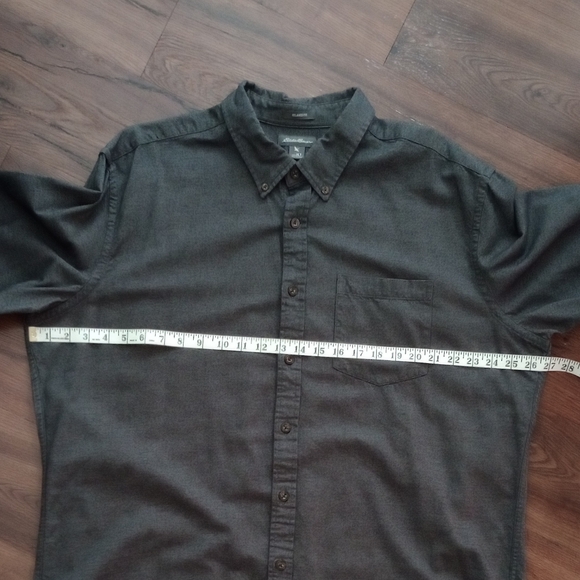 Eddie Bauer Men's Dark Grey Long Sleeve Relaxed Fit Button Flannel Shirt, XLT - Picture 4 of 11